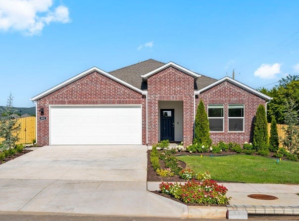 516 COLORADO ST, Farmington, AR 72730
