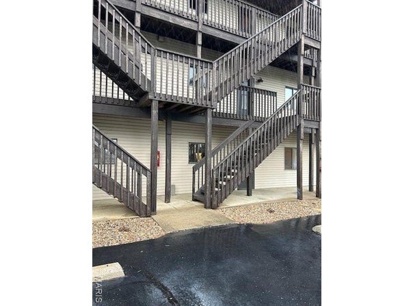 18910 Pine Lake Road, Monroe City, MO 63456