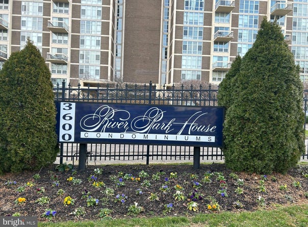 3600 CONSHOHOCKEN Avenue, PHILADELPHIA, PA 19131
