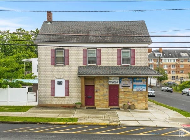 386 High Street, Perth Amboy, NJ 08861