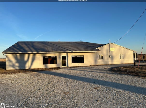 23404 120th Avenue, Mediapolis, IA 52637