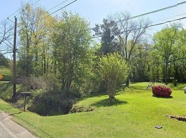 114 SE Coombs Avenue, Milledgeville, GA 31061