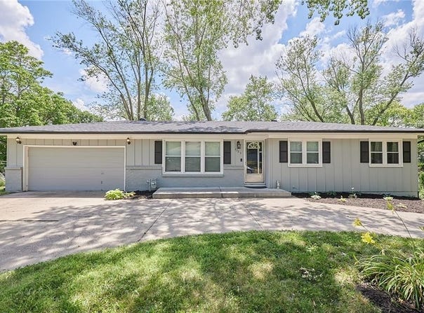 7725 Cleveland Avenue, Kansas City, KS 66109