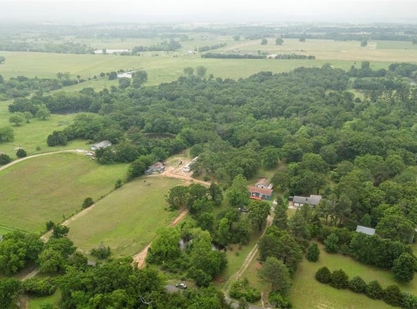 57253 Hazel Dell Road, Prague, OK 74864