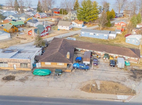 6698 W Houghton Lake Drive, Houghton Lake, MI 48629