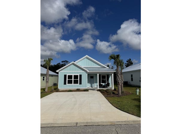 248 Ante Beppum Loop, Carrabelle, FL 32322