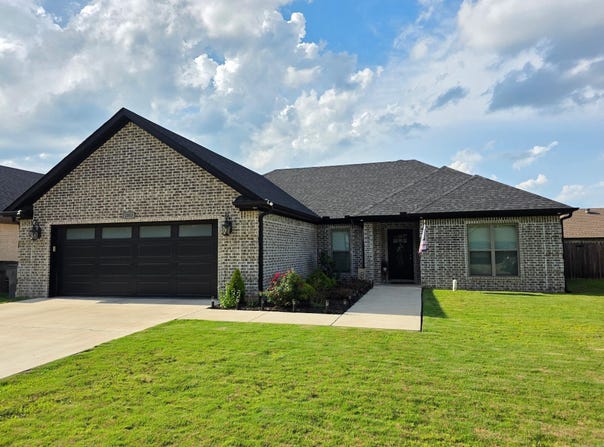 1003 Ava Lane, Paragould, AR 72450