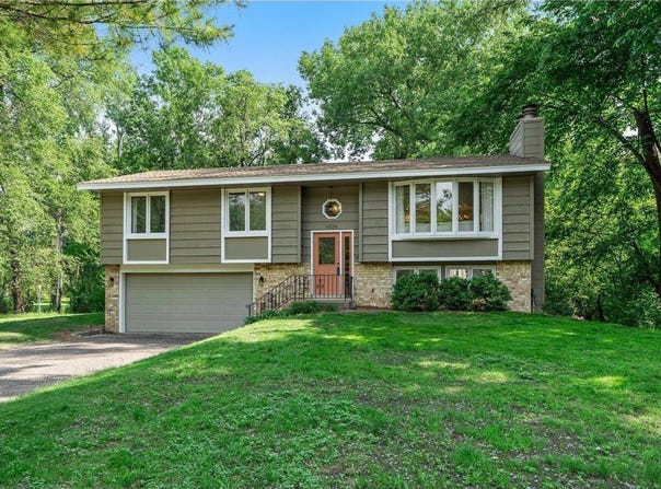 6520 Glenwood Avenue, Golden Valley, MN 55427