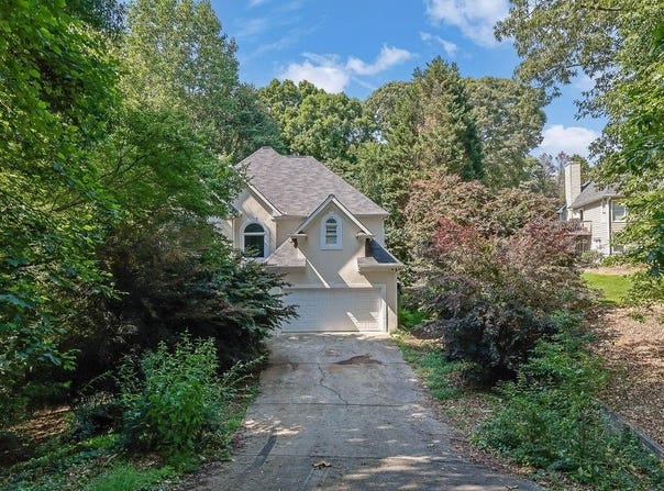 6708 Thornwood Court, Flowery Branch, GA 30542