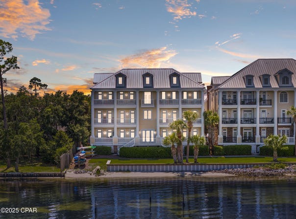 4123 Cobalt Circle, Panama City Beach, FL 32408