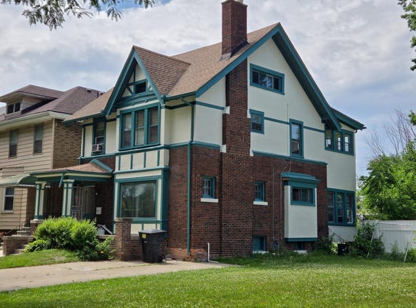 2280 N La Salle Gardens, Detroit, MI 48206
