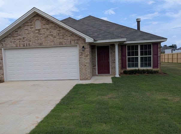 2031 dawson's mill Lane, Prattville, AL 36067