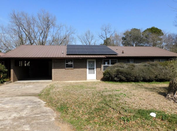 404 W COLLINS Street, Mineral Sprs., AR 71851
