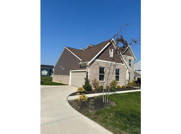 7001 Quellin Boulevard, Hamilton Twp, OH 45039