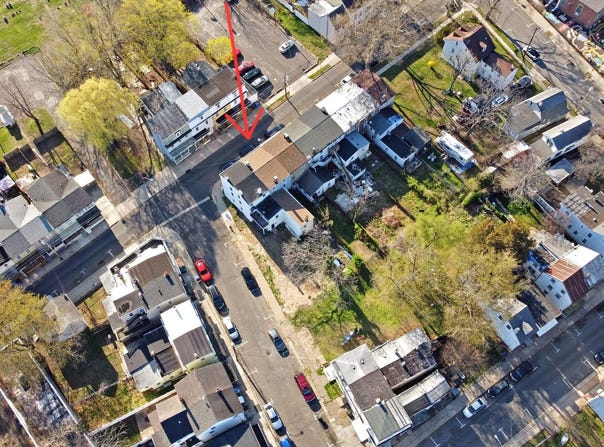523 YORK STREET, BURLINGTON, NJ 08016