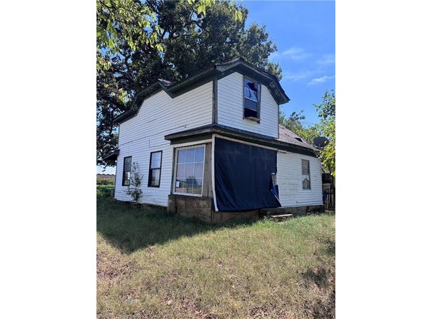 1301 S 10th ST, Fort Smith, AR 72901