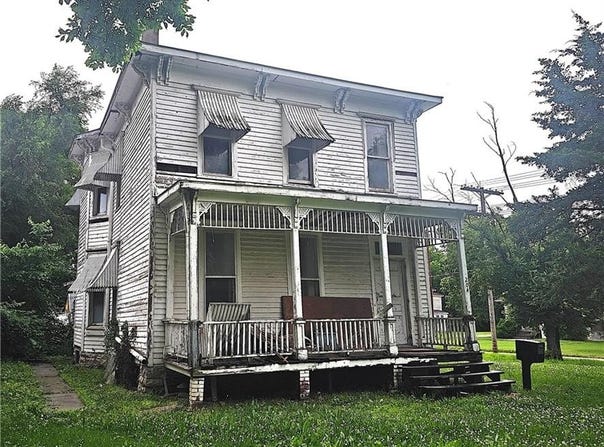 204 S Elm Street, Ottawa, KS 66067
