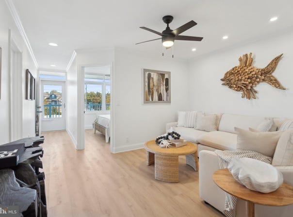 401 BROADWAY, BARNEGAT LIGHT, NJ 08006