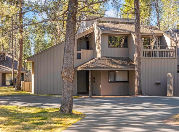 57214 Island Road, Sunriver, OR 97707