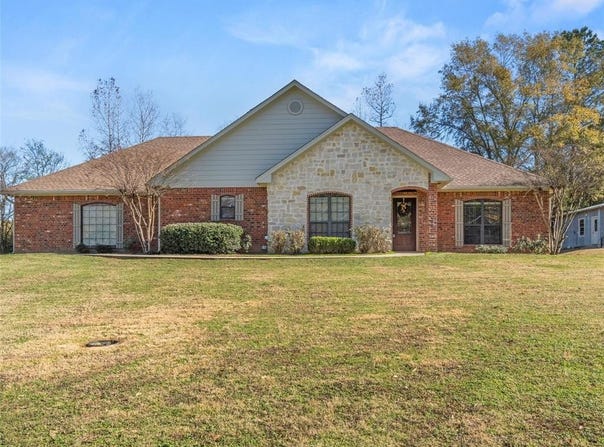 1839 Lime Tree Road, Gilmer, TX 75644