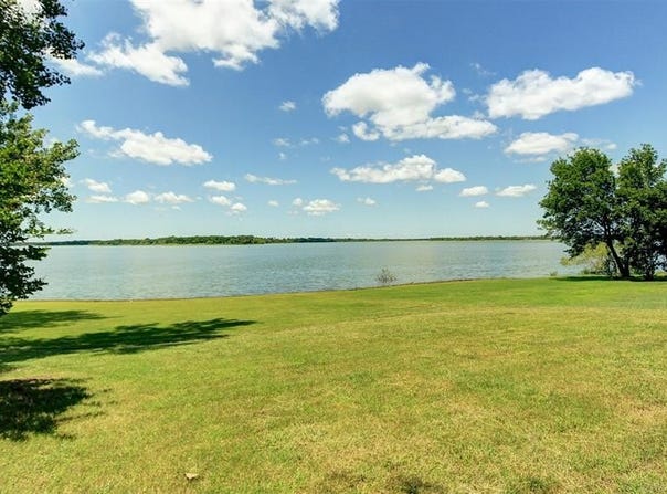 1307 Lakeshore Drive, Little Elm, TX 75068