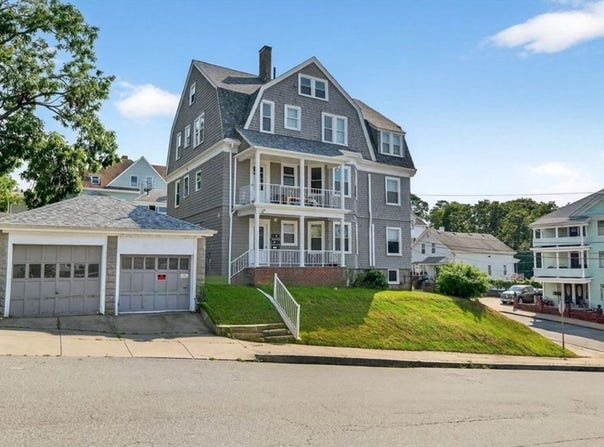 341 Belmont St, Fall River, MA 02720