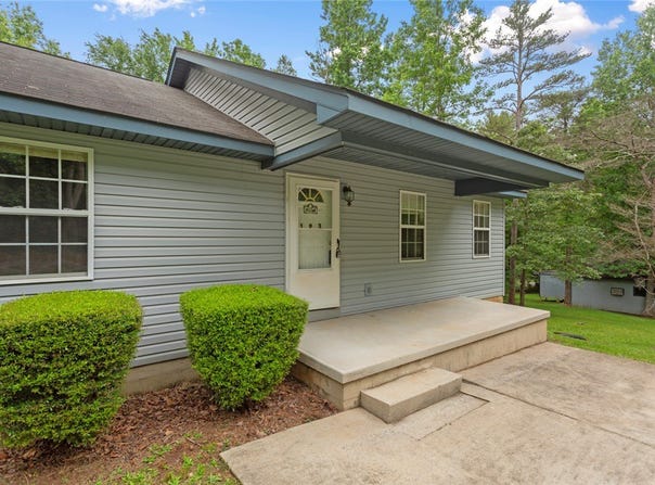 123 Sequayah Drive, Fair Play, SC 29643
