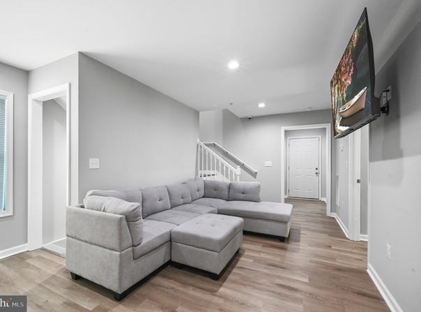 609 MOORES AVENUE, CAMBRIDGE, MD 21613