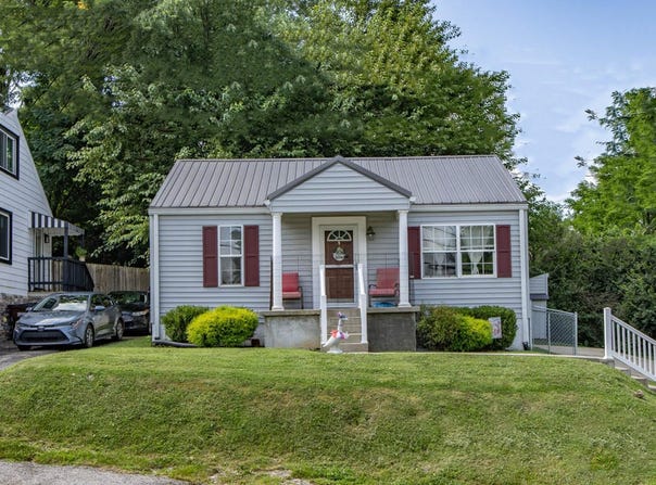 1956 Cypress Street, Paris, KY 40361