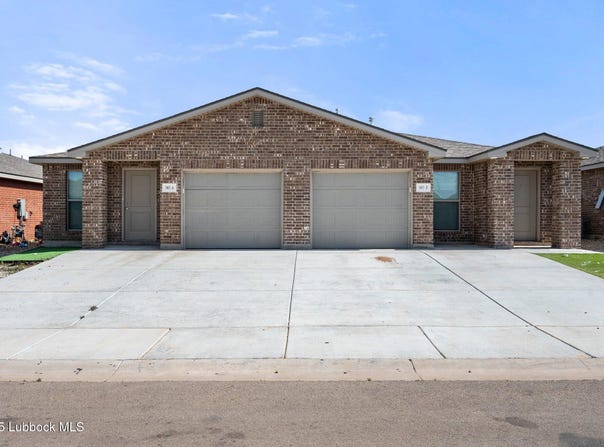 505 E 21st Street, Wolfforth, TX 79382
