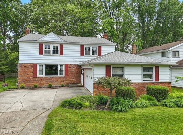 6607 Forest Glen Avenue, Solon, OH 44139