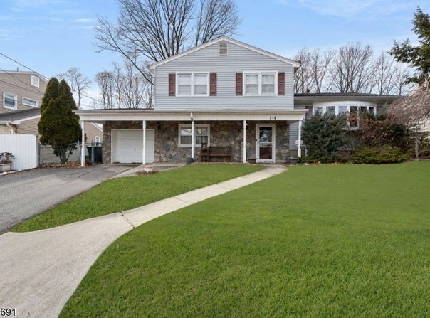216 Willett Ave, South River Boro, NJ 08882-2144