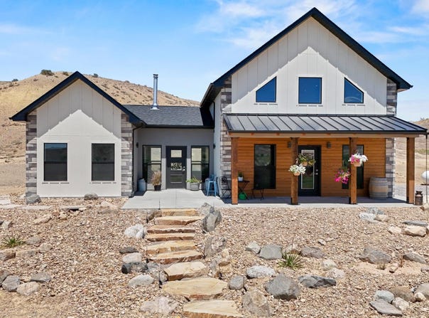 1626 10 Road, Mack, CO 81525