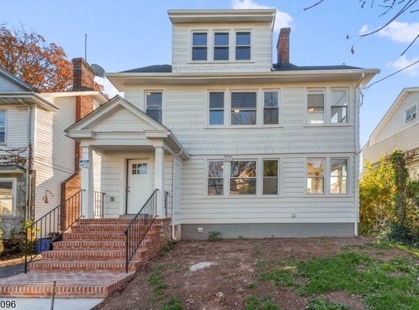 72 Pomona Ave, Newark City, NJ 07112-2215