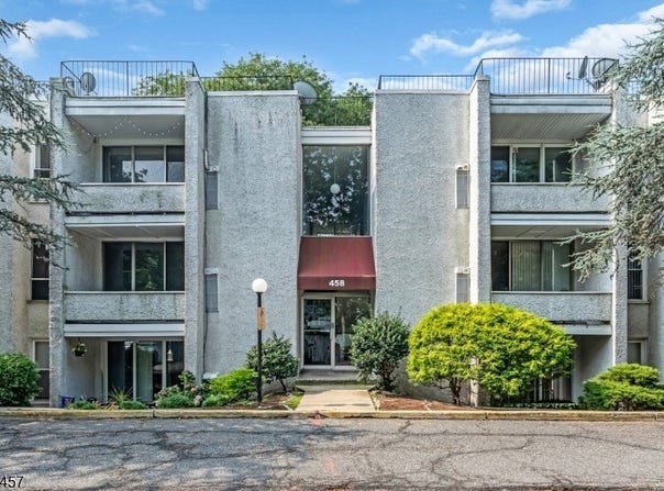 458 River Rd, Nutley Twp., NJ 07110-3623