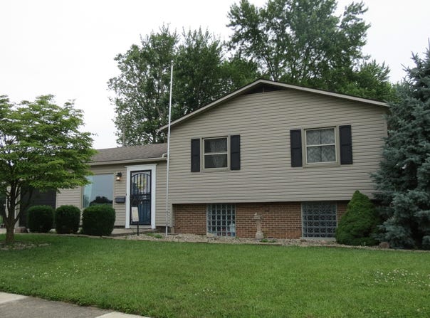 1084 Colonial Drive, Sidney, OH 45365