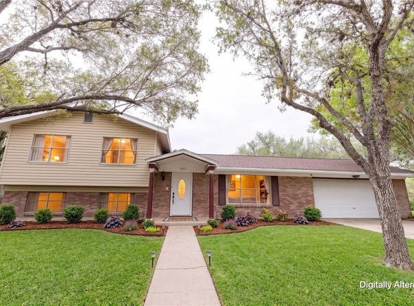 1400 Wren N, Beeville, TX 78102