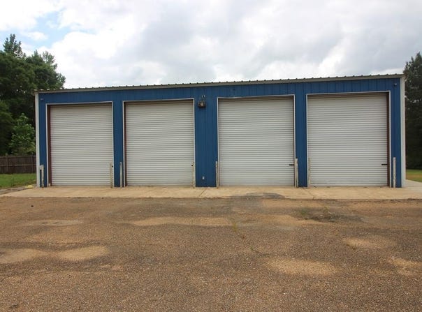 99 Houston Rd., Laurel, MS 39443