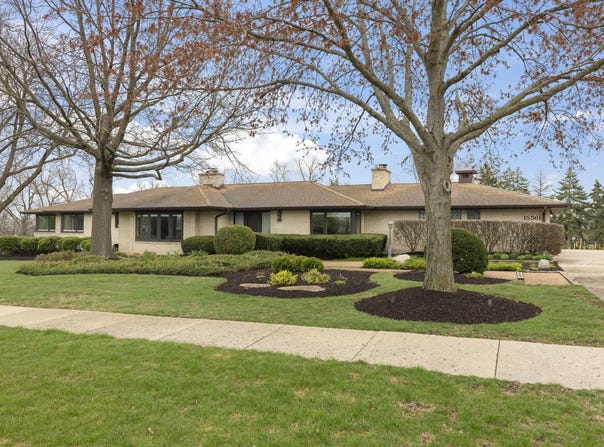 1s561 Stewart Avenue, Lombard, IL 60148