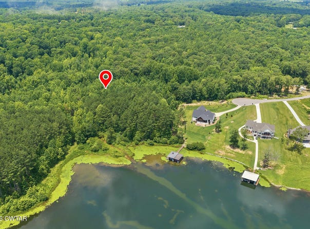 Shoreview Lane, Huntingdon, TN 38344