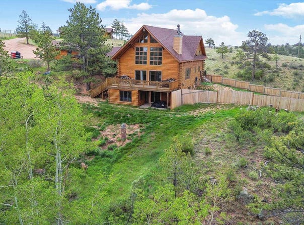 271 LONE TREE CT, Cheyenne, WY 82009