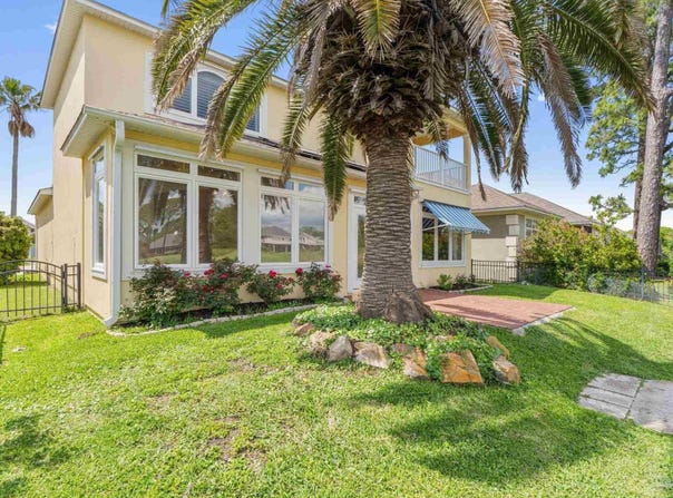 1124 Willowood Cir, Gulf Breeze, FL 32563