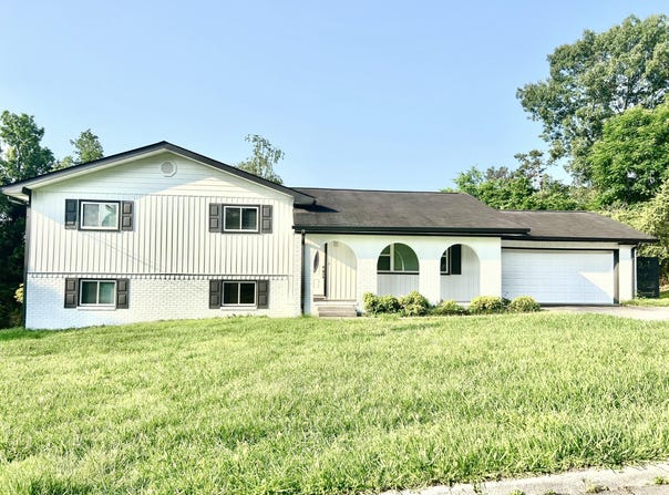 450 Shannon Drive, Hixson, TN 37343