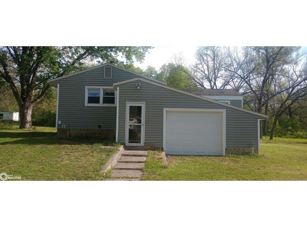 1049 188th Road, Boone, IA 50036