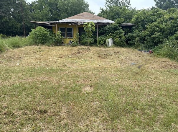 204 N 6th Street, Talco, TX 75487