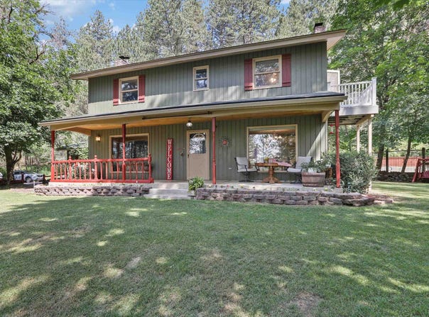 22226 N North Glen Dr, Colbert, WA 99005