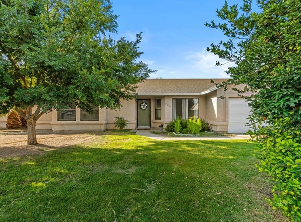 290 W Cochise St, Safford, AZ 85546