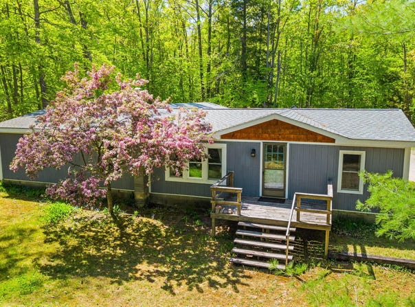 3301 Bennett, Cheboygan, MI 49721