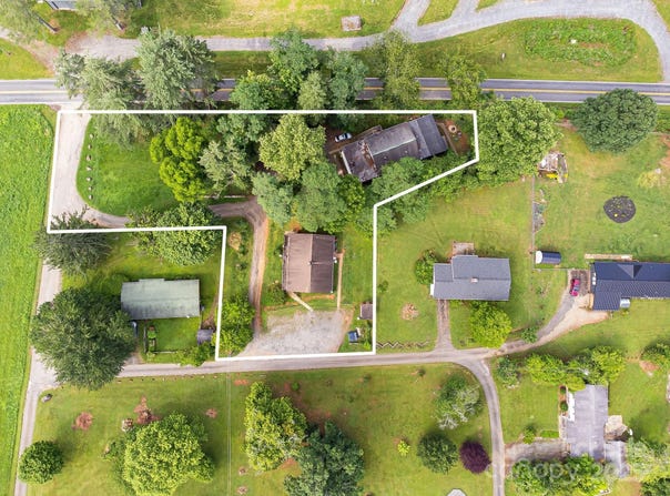 29 Winterberry Drive, Cullowhee, NC 28723