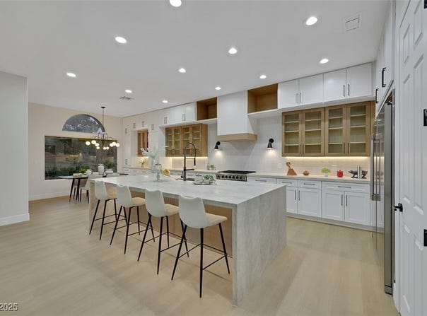 2621 Spalding Drive, Las Vegas, NV 89134